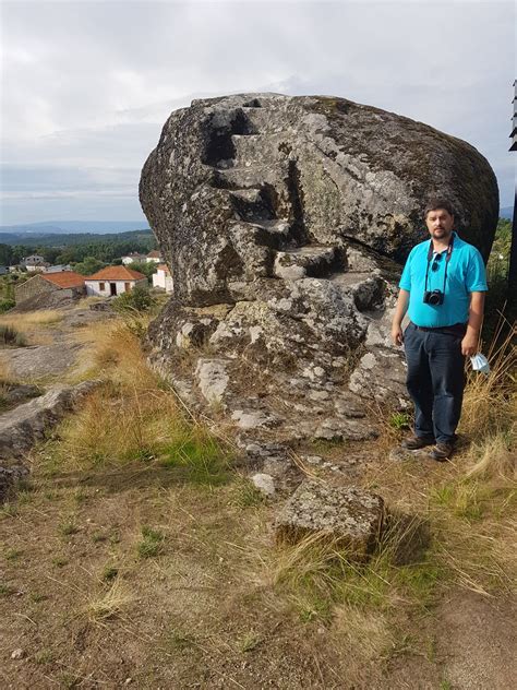 O Templo de Fuxi, um santuário ancestral com vistas espetaculares da montanha!